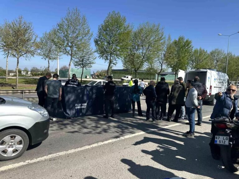 adapazarinda-motosiklet-ve-bisiklet-carpisti-1-olu-1-yarali-amhNdQBK.jpg