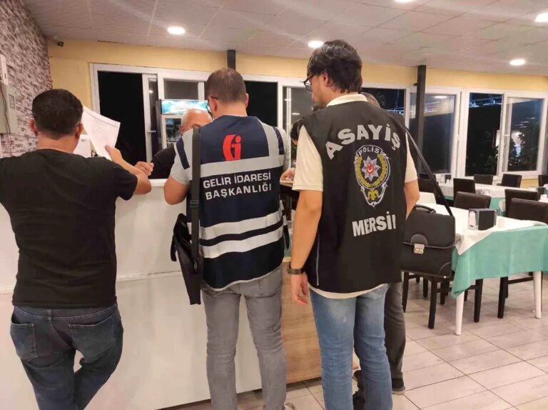 mersinde-ruhsatsiz-isletmelere-cezalar-IXfyFy9u.jpg